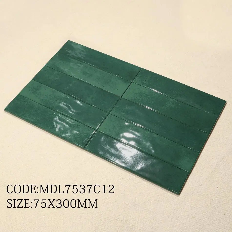 Gạch thẻ Trung Quốc, Kem bóng lượn, KT 75x300 mm, MDL7537C12 (1 hộp/ 44 viên/ 1m2)