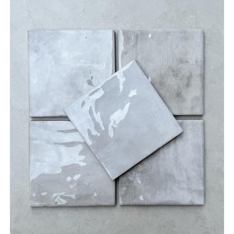 Gạch thẻ Porcelain bóng lượn KT 120x120mm LV12001