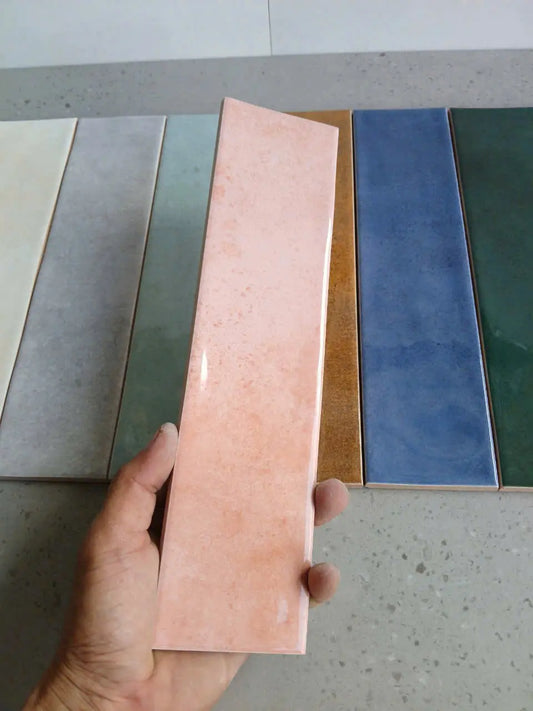 Gạch thẻ Việt Nam, Hồng bóng lượn, KT 75x300 mm, DS75304, Hàng Ưu (1 hộp/ 44 viên/ 0.99m2)